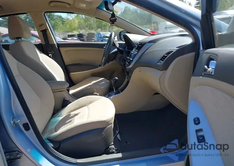 2013 Hyundai Accent Gls z USA, uszkodzony, nr VIN KMHCU4AE4DU319379